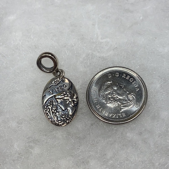 Chamilia Virgo charm - Picture 4 of 4